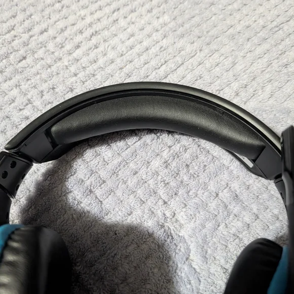 Logitech G432 Headset - Picture 8 of 11